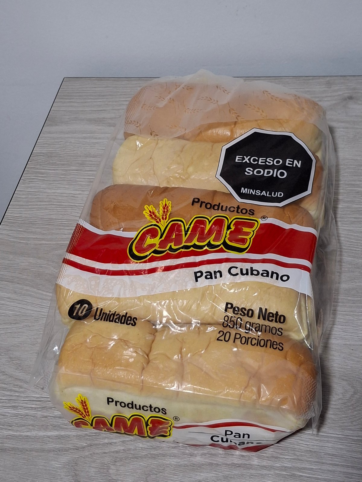PAN CUBANO X 10 UND